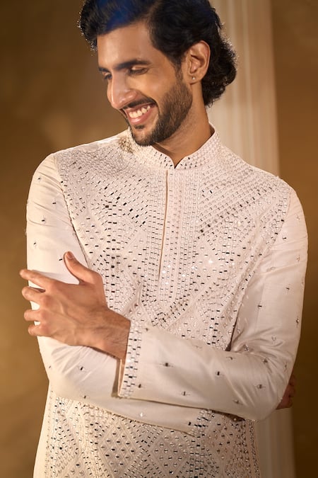 Shop Aariyana Couture Pink Silk, Cotton Mirrors, Cut Work Light Embroidered Kurta Set Shop_Aariyana Couture_Pink Silk, Cotton Mirrors, Cut Work Light Embroidered Kurta Set