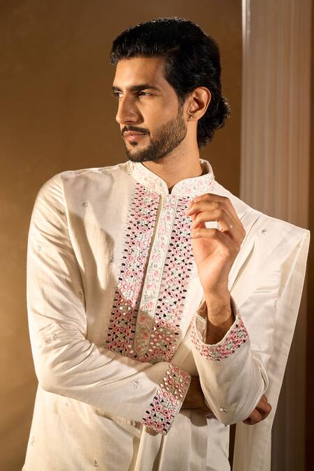 Shop_Aariyana Couture_Off White Silk, Cotton Embroidery Kurta Pant Set 