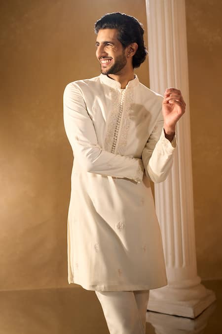 Aariyana Couture Off White Silk, Cotton Embroidery Kurta Set at Aza Fashions Aariyana Couture_Off White Silk, Cotton Embroidery Kurta Set _at_Aza_Fashions