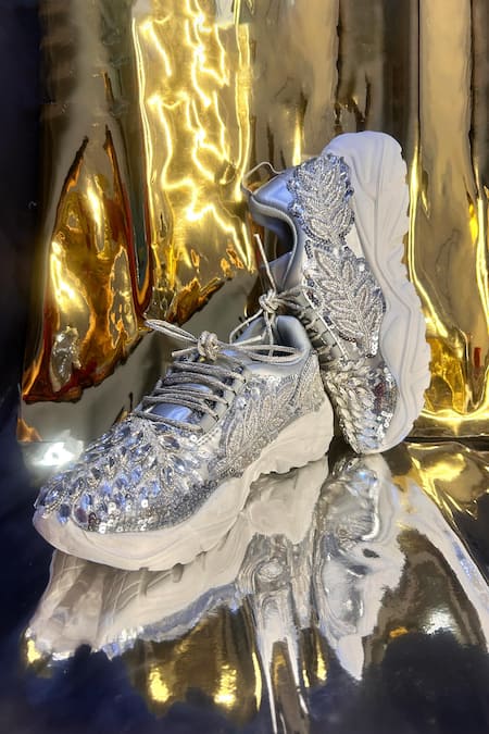 Chal Jooti_Silver Once Upon A Snowflake Sneakers _Online_at_Aza_Fashions