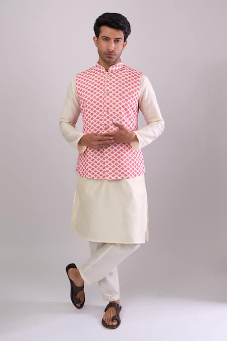 Buy_Arihant Rai Sinha_Pink Rani Geometric Pattern Bundi _Online_at_Aza_Fashions