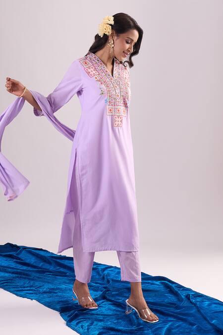 Shop Samyukta Singhania Lavender Cotton Embroidery Split V-neck Kurta Set Shop_Samyukta Singhania_Lavender Cotton Embroidery Split V-neck Kurta Set