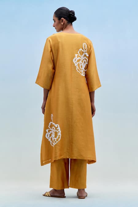 Priya Chaudhary Mustard Blockprint Chanderi Kurta Pant Set 