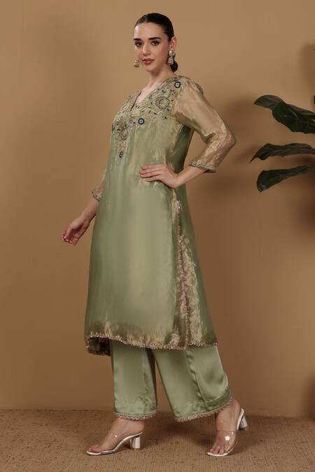 Shop_Sonali Methi_Green Tissue, Crepe Embroidery V-neck Hand Kurta Pant Set _Online_at_Aza_Fashions
