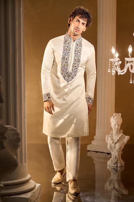 Aariyana Couture Embroidered Cream Silk Kurta Set 