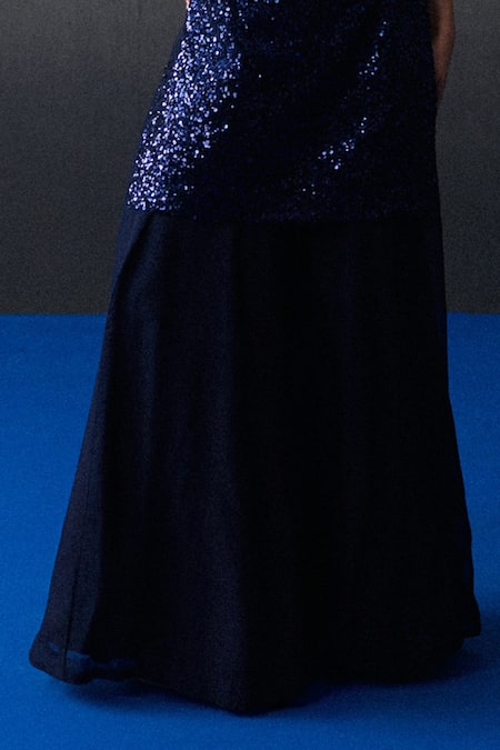 Buy_Angad Singh_Blue Sequins Round Neck Midnight Kurta Set _Online_at_Aza_Fashions