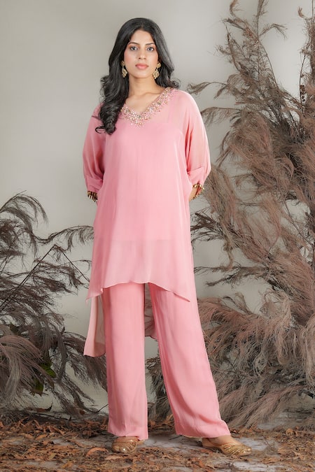 Rirasa Pink Georgette Beads V-neck Hand Embroidered Kurta Pant Set 