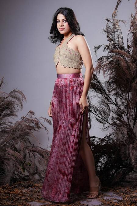 Rirasa Coral Embroidery Halter Neck Pink Hand Bustier And Skirt at Aza Fashions Rirasa_Coral Embroidery Halter Neck Pink Hand Bustier And Skirt _at_Aza_Fashions