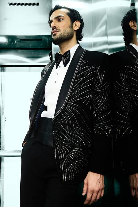 Buy_Ankit V Kapoor_Black Noir Bloom Tuxedo Set 
