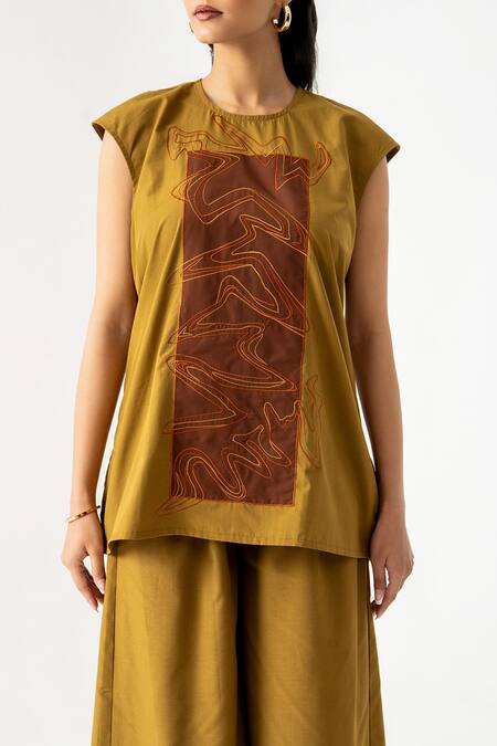 K-Anshika Brown Cotton Embroidery Round Neck Mustard Co-ord Set Online at Aza Fashions K-Anshika_Brown Cotton Embroidery Round Neck Mustard Co-ord Set _Online_at_Aza_Fashions