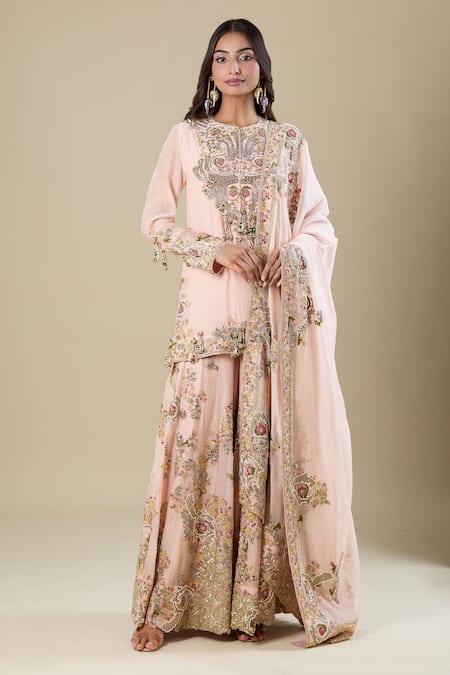 Anamika Khanna Light Pink Embroidered Kurta Set 