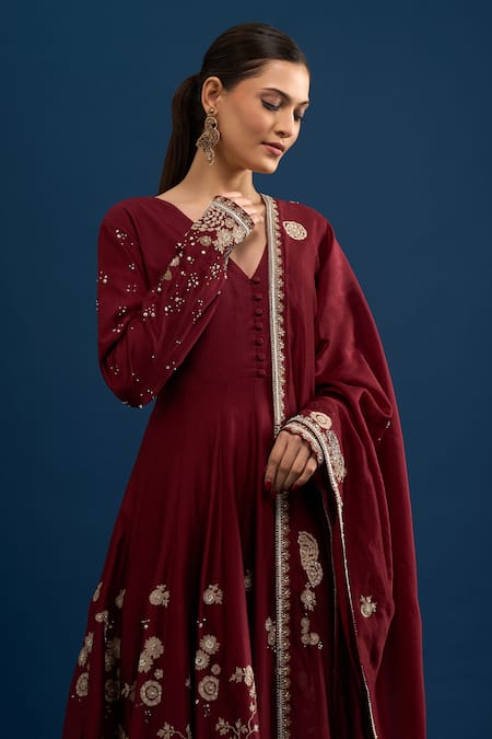 Shop_Matsya_Red Silk Embroidery V-neck Scarlet Anarkali Set _Online_at_Aza_Fashions