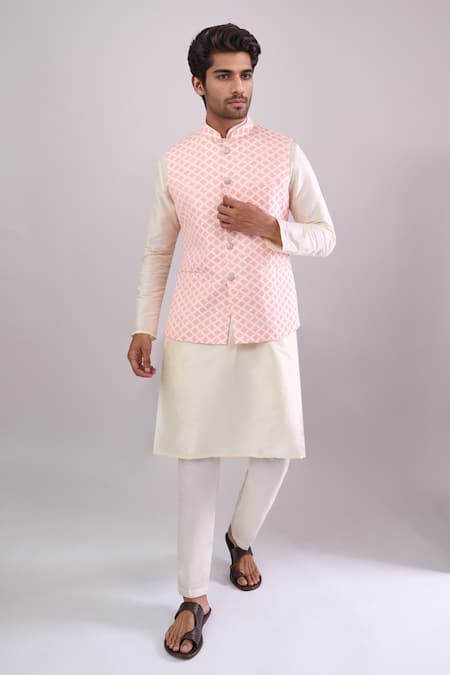 Arihant Rai Sinha Pink Geometric Pattern Bundi 