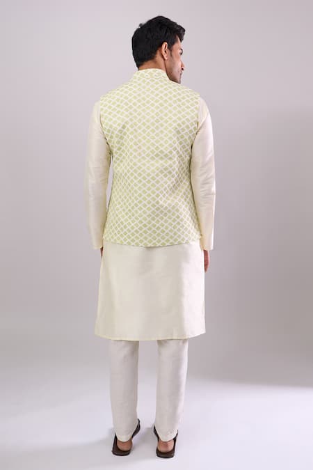 Arihant Rai Sinha Lyril Geometric Pattern Bundi 