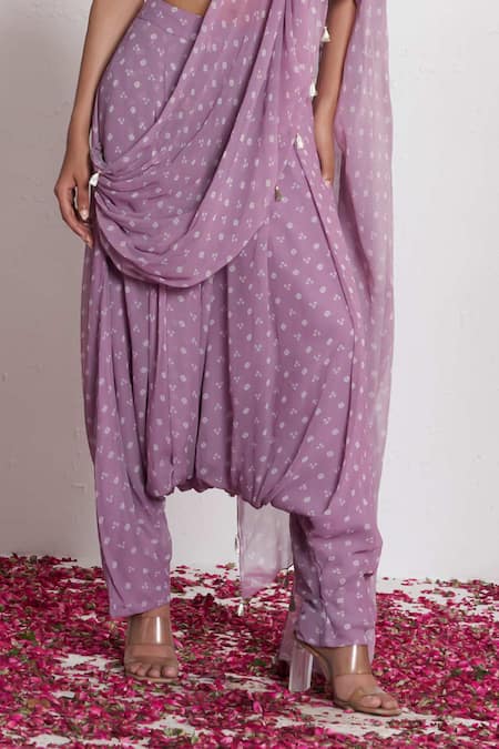 Amrta By Guneet Kondal_Purple Georgette Embroidery, Mirrors Bandhani Print Pre-draped Saree Set _Online_at_Aza_Fashions
