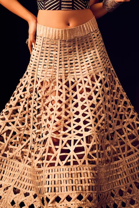 Buy Label Anshu Khathuria Black Tissue V-neck Champagne Gold Padded Designer Skirt Set Online at Aza Fashions Buy_Label Anshu Khathuria_Black Tissue V-neck Champagne Gold Padded Designer Skirt Set _Online_at_Aza_Fashions