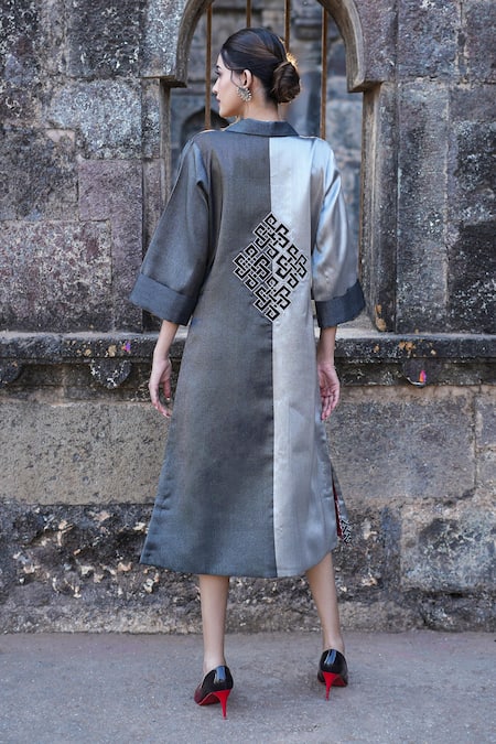 Label Anshu Khathuria Grey Silver Embroidered Jacket Dress 