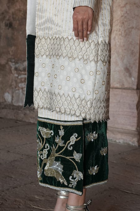 Label Anshu Khathuria_Ivory Embroidery V-neck, Collared And Green Handloom Dress With Jacket _Online_at_Aza_Fashions