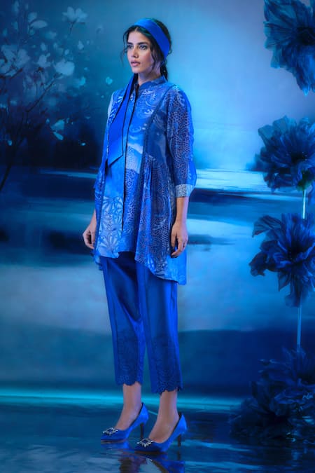 Mandira Wirk - Indian_Blue Chanderi Embroidery Mandarin Collar Indigo Kurta Pant Set _at_Aza_Fashions