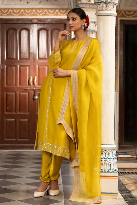 Neha Khullar Yellow Zari, Mirrors Round Neck Designer Chanderi Kurta Set at Aza Fashions Neha Khullar_Yellow Zari, Mirrors Round Neck Designer Chanderi Kurta Set _at_Aza_Fashions