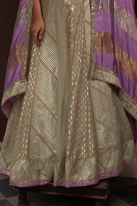 Shop Neha Khullar Green Mirrors, Zari Sweetheart Neck Zardozi Lehenga Set Shop_Neha Khullar_Green Mirrors, Zari Sweetheart Neck Zardozi Lehenga Set