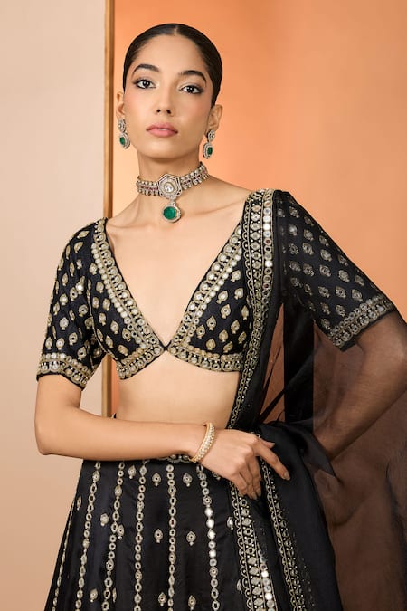 Buy Neha Khullar Black Mirrors, Zari Plunge Neck Zardozi Work Lehenga Set Online at Aza Fashions Buy_Neha Khullar_Black Mirrors, Zari Plunge Neck Zardozi Work Lehenga Set _Online_at_Aza_Fashions