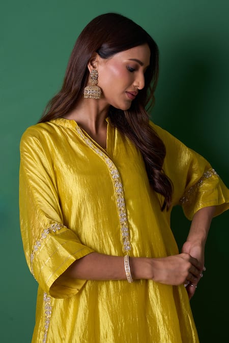 Shop_Priti Prashant_Yellow Silk Embroidery Collared Radiance Kurta Set _Online_at_Aza_Fashions