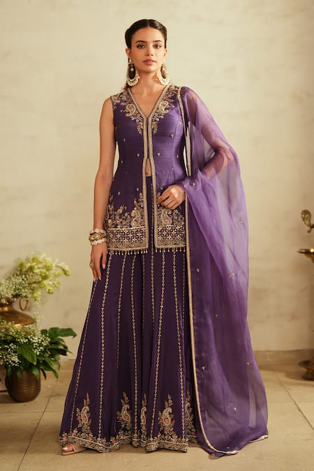 Saisha Purple Embroidered Kurta Set 