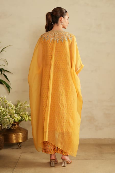 Saisha Embroidered Yellow Kaftan Set 