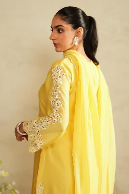 Saisha_Yellow Chanderi Silk, Cotton Embroidery, Lace V-neck Lemon Kurta Set _Online_at_Aza_Fashions