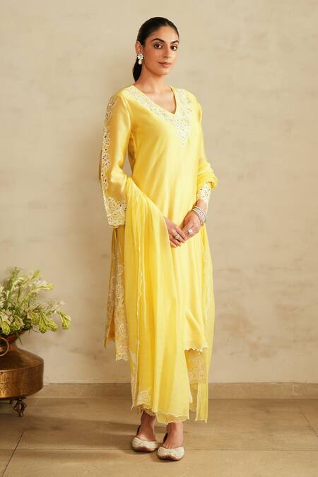 Buy_Saisha_Yellow Chanderi Silk, Cotton Embroidery, Lace V-neck Lemon Kurta Set _Online_at_Aza_Fashions