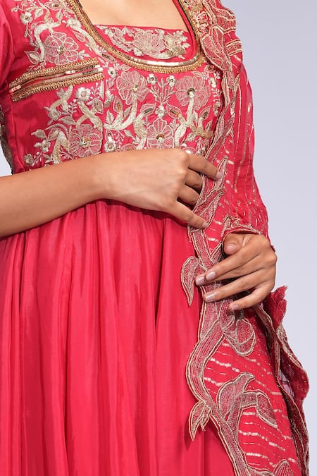 Shruti S_Red Silk, Crepe, Organza Zari, Sequins Square Neck Embroidered Anarkali Set _at_Aza_Fashions