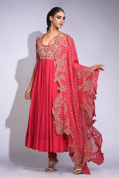 Buy_Shruti S_Red Silk, Crepe, Organza Zari, Sequins Square Neck Embroidered Anarkali Set 