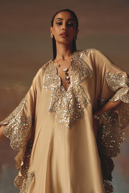 Buy_Twenty Nine_Peach Tissue, Organza Mirrors V-neck Kaftan 