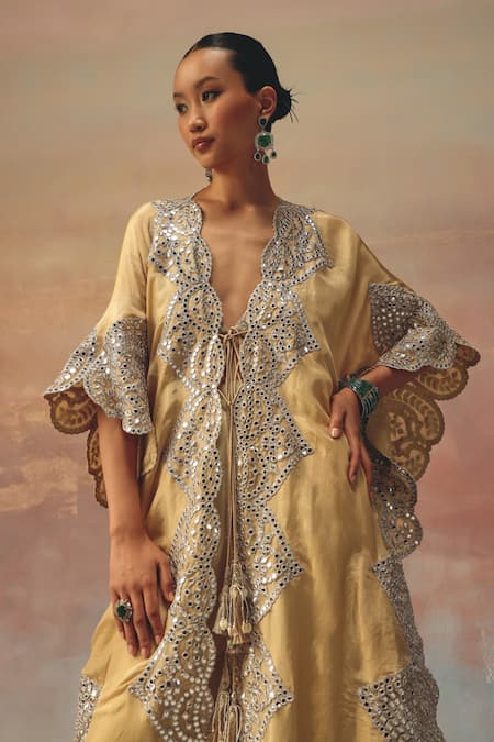 Buy Twenty Nine Gold Tissue, Organza Sequins, Beads Round Neck Embellished Kaftaan Buy_Twenty Nine_Gold Tissue, Organza Sequins, Beads Round Neck Embellished Kaftaan