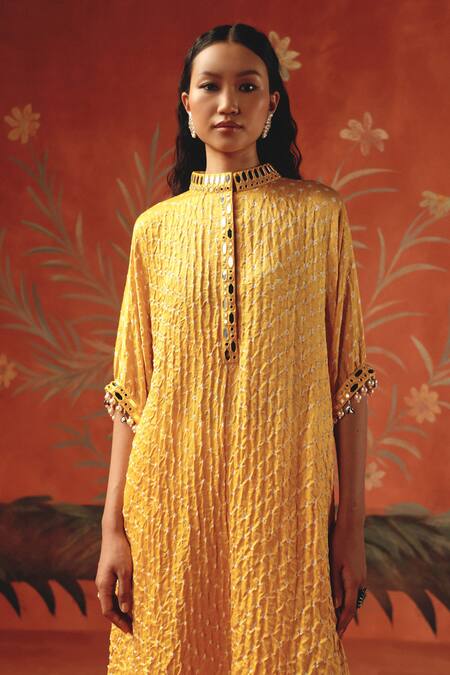 Shop_Twenty Nine_Yellow Silk Collared Honeycomb Gajji Kurta 
