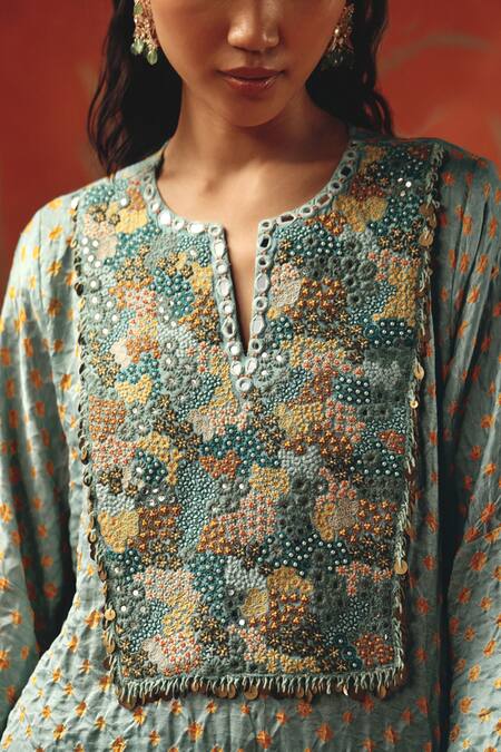 Shop_Twenty Nine_Blue Silk Beads, Sequins Split V-neck Embroidered Sea Foam Kurta 