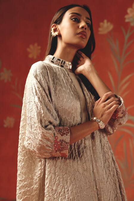 Buy_Twenty Nine_Peach Silk Mandarin Collar Moon Dust Gajji Oversize Shirt 