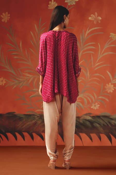 Shop_Twenty Nine_Red Silk Embroidery Round Neck Wild Berry Gajji Tunic Top _at_Aza_Fashions