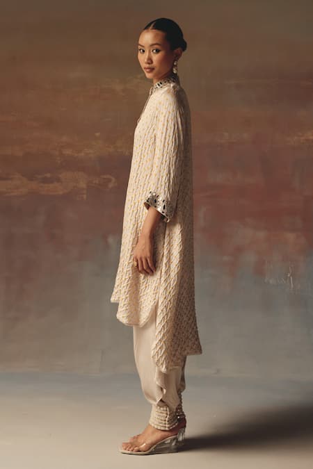 Twenty Nine_Off White Silk Embroidery Mandarin Collar Moon Dust Gajji Shirt Kurta _Online_at_Aza_Fashions