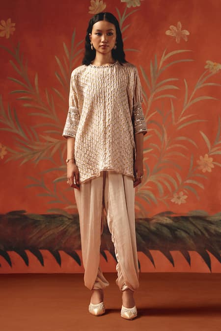 Buy Twenty Nine Pink Silk Embroidery Round Neck Moon Dust Gajji Tunic Top Online at Aza Fashions Buy_Twenty Nine_Pink Silk Embroidery Round Neck Moon Dust Gajji Tunic Top _Online_at_Aza_Fashions