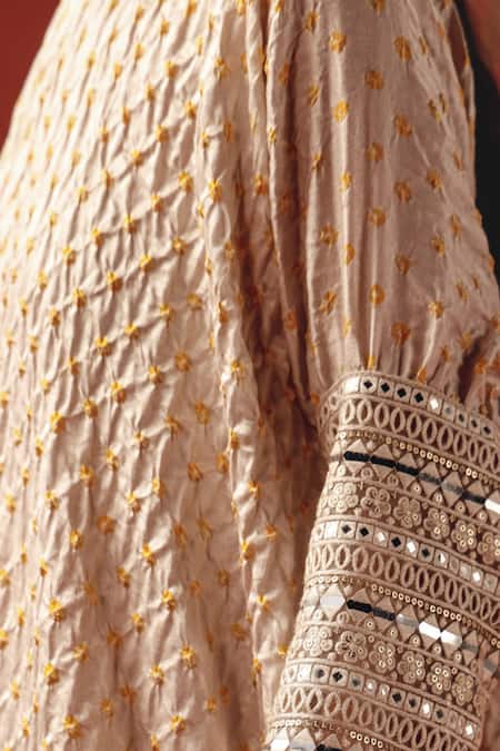 Twenty Nine Pink Silk Embroidery Round Neck Moon Dust Gajji Tunic Top at Aza Fashions Twenty Nine_Pink Silk Embroidery Round Neck Moon Dust Gajji Tunic Top _at_Aza_Fashions