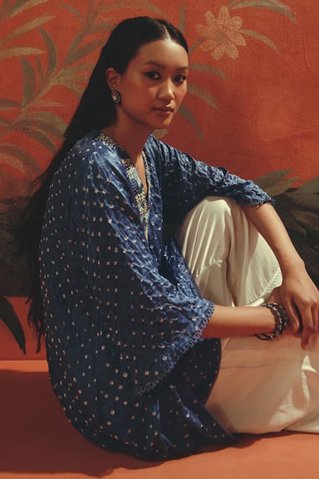 Buy Twenty Nine Blue Silk Embroidery V-neck Twilight Gajji Designer Kurta Online at Aza Fashions Buy_Twenty Nine_Blue Silk Embroidery V-neck Twilight Gajji Designer Kurta _Online_at_Aza_Fashions