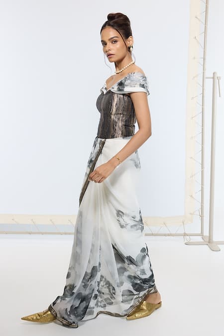 Buy_Ekaya Banaras_Black Georgette And White Printed Saree With Running Blouse _Online_at_Aza_Fashions