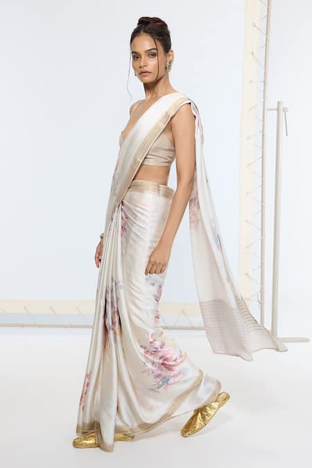 Buy Ekaya Banaras White Crepe Printed Saree With Running Blouse Online at Aza Fashions Buy_Ekaya Banaras_White Crepe Printed Saree With Running Blouse _Online_at_Aza_Fashions