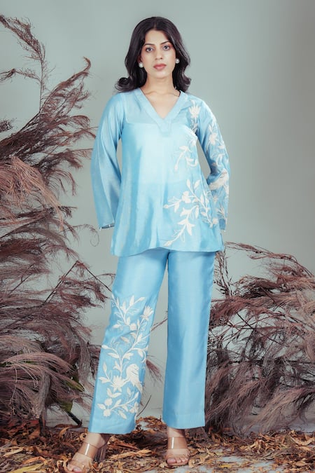 Rirasa Sky Blue Embroidery V-neck Hand Tunic Pant Set 