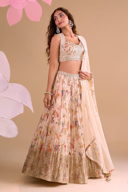 Samyukta Singhania_Off White Chiffon, Silk, Tissue Embroidery Round Neck Floral Hand Lehenga Set _at_Aza_Fashions