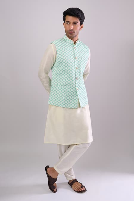 Buy Arihant Rai Sinha Green Geometric Pattern Bundi Online at Aza Fashions Buy_Arihant Rai Sinha_Green Geometric Pattern Bundi _Online_at_Aza_Fashions