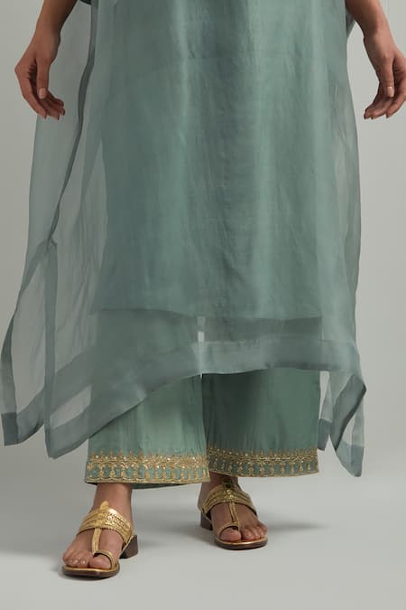 Buy_Ikshita Choudhary_Sky Blue Organza, Chanderi Embroidery Round Neck Hand Kaftan Set 
