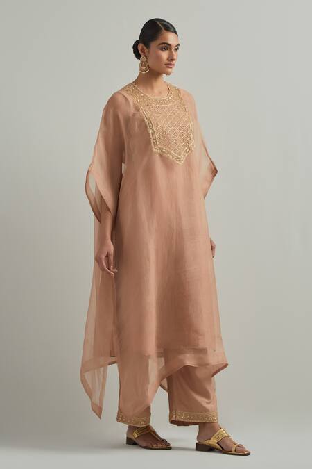 Ikshita Choudhary_Pink Organza, Chanderi Embroidery Round Neck Dust Hand Kaftan Set _Online_at_Aza_Fashions